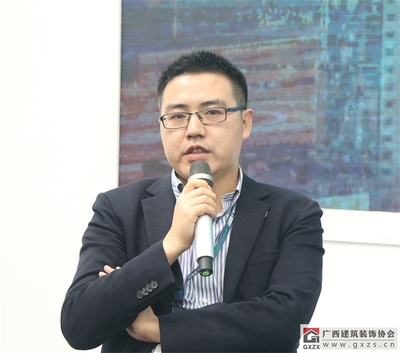 廣西建筑裝飾協(xié)會(huì)指導(dǎo)舉辦的首屆廣西設(shè)計(jì)周盛大開(kāi)幕